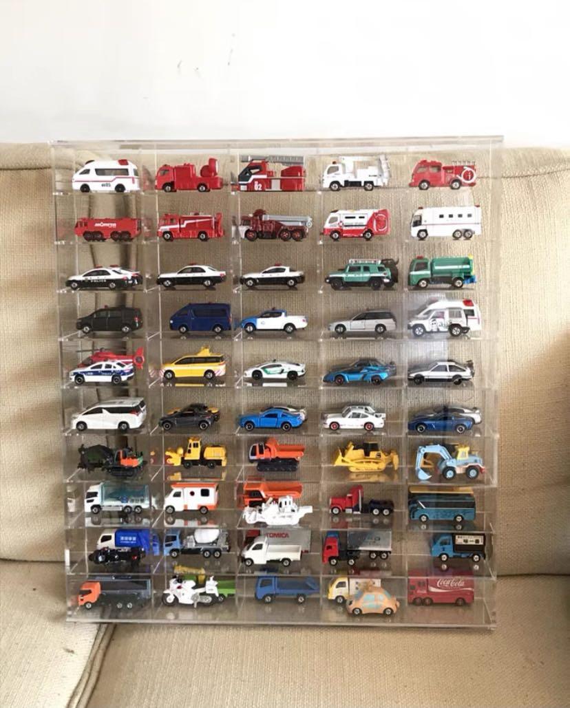 特價免運 50格汽車模型展示盒 壓克力展示盒tomica 多美小汽車防塵透明展示櫃1 64 風火輪汽車收納 玩具 公仔在旋轉拍賣