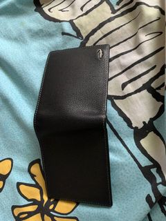 由 aaaaacheaply (刊登 ID 1105596411，圖片 1) 提交，位於 的 (類別：)，說明：。