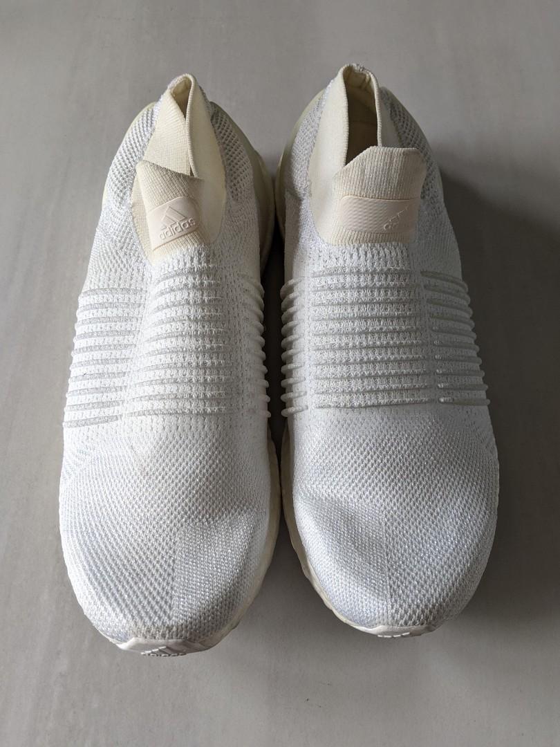 Ultra boost laceless chalk discount