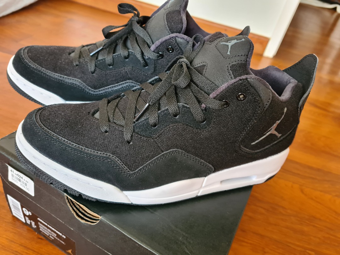 Jordan courtside 23 footlocker best sale