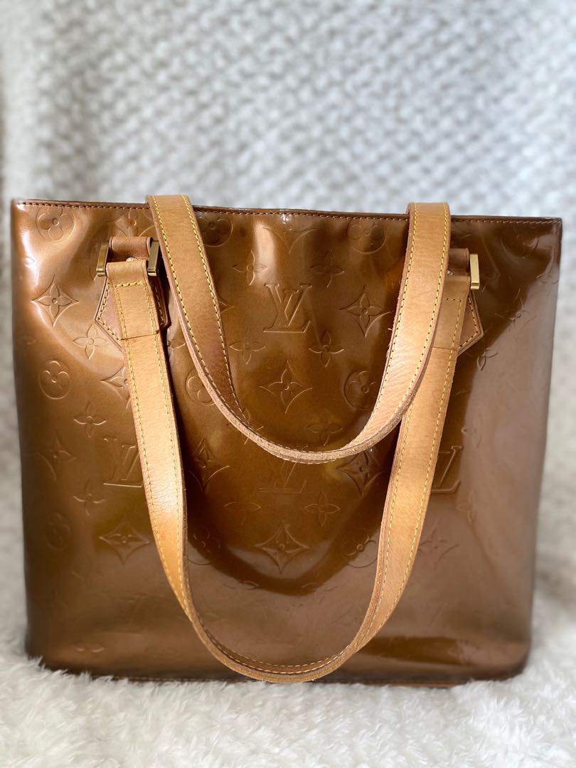 Authentic Louis Vuitton bag Vernis Houston in Bronze, Condition Used