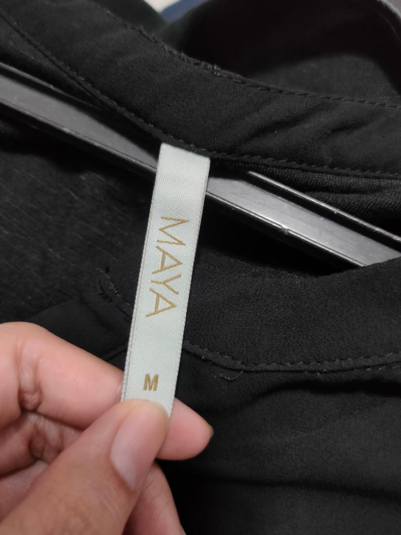 Black longsleeves (Category: Longsleeves) located in Quezon City. Submitted by _apparels_ (Listing ID 1105672745, Image 3). Description: Fits S to M body frame.