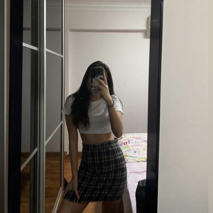 Bodycon on sale checkered skirt