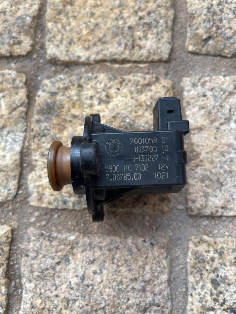 BMW Diverter Valve N55, Car Accessories, Accessories on Carousell