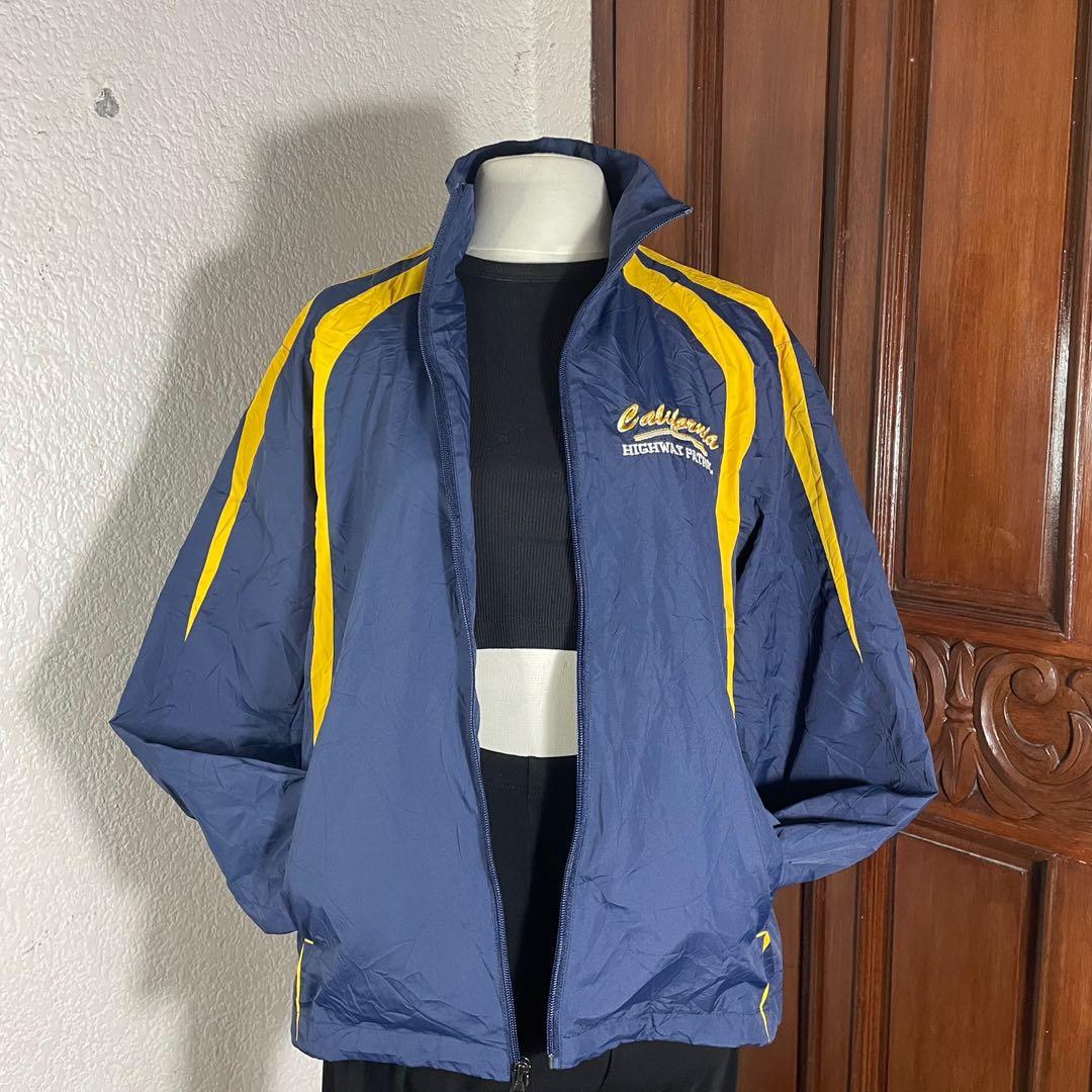California Highway Patrol Two Tone Windbreaker Women S Fashion Coats Jackets And Outerwear On Carousell
