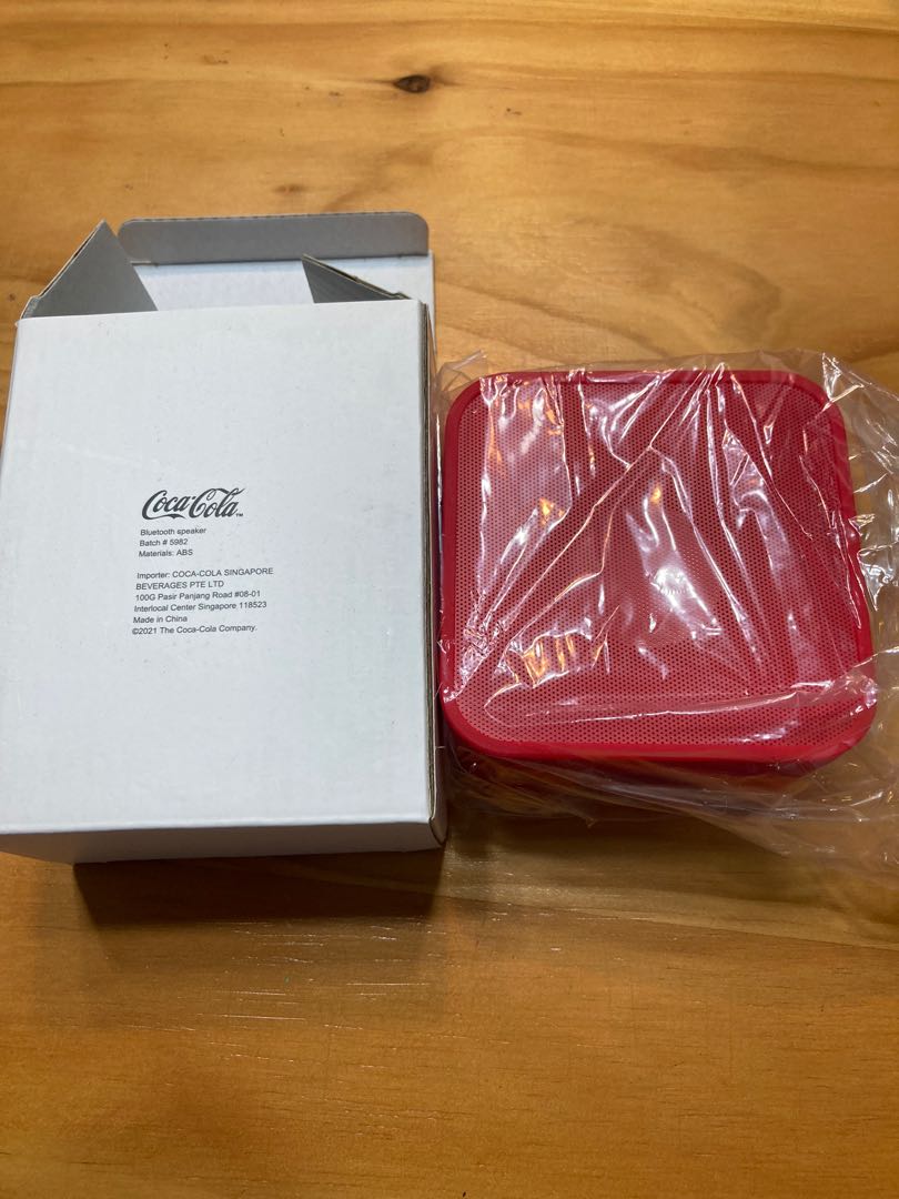 Coca Cola Bluetooth speaker, Audio, Portable Audio Accessories on Carousell