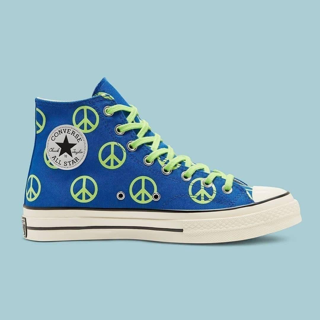 Chuck taylor peace top