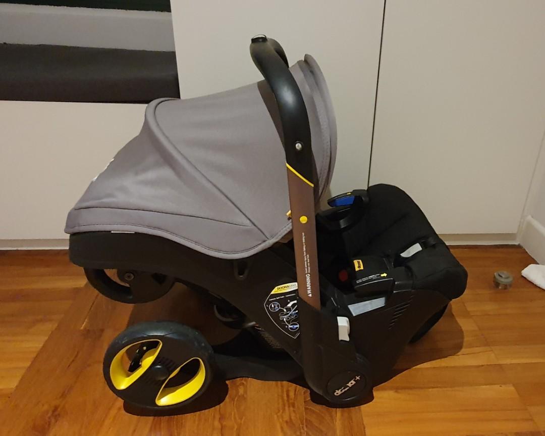 Doona + stroller / car seat with newborn inserts, Babies & Kids, Going