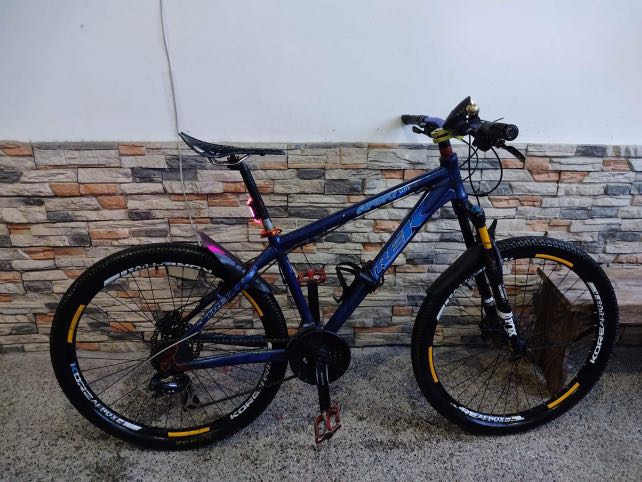 For sale MTB 27.5 8x3 speed hydrologic brakes Sports Equipment
