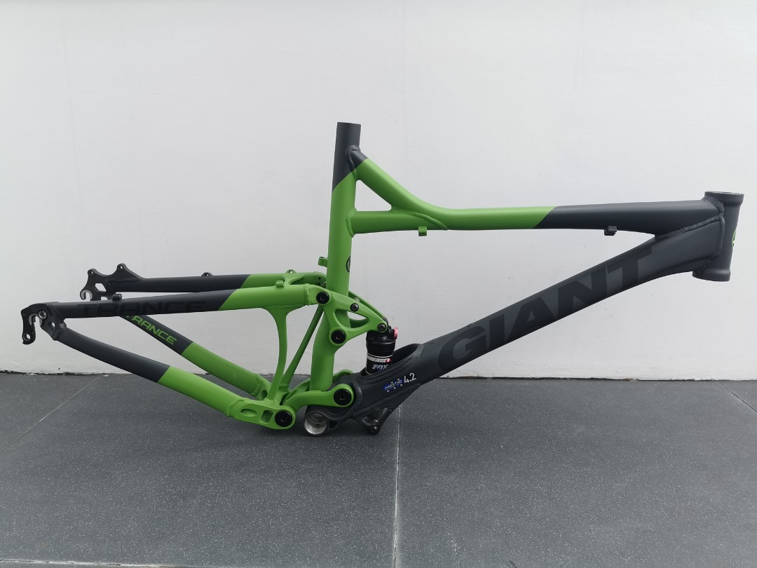 Frame fullsus giant cheap