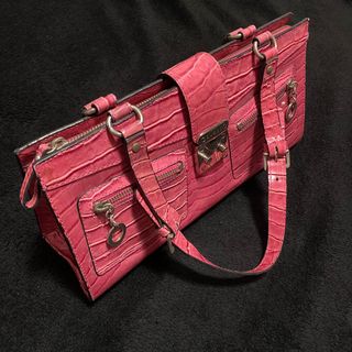 (Category: ) located in . Submitted by sojocloset (Listing ID 1105667749, Image 1). Description: .
