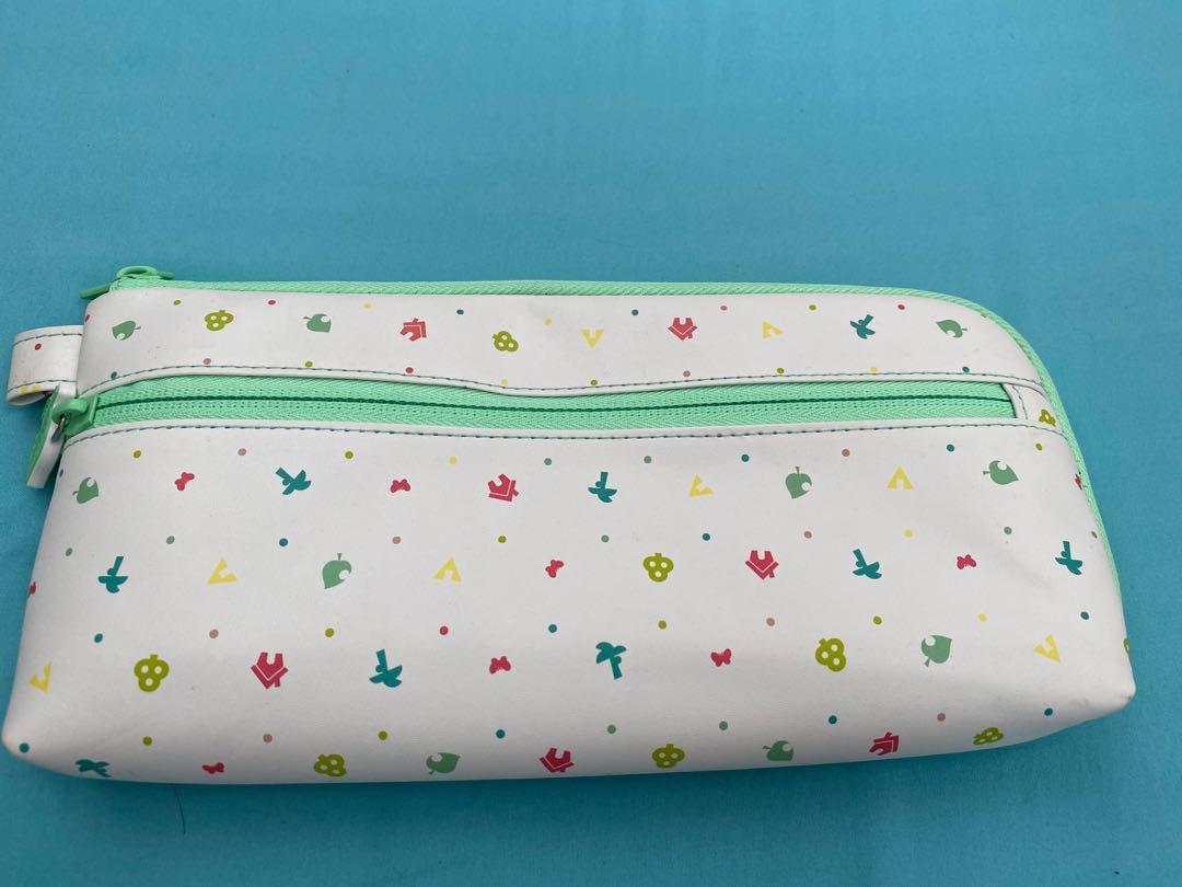 Hori animal store crossing pouch