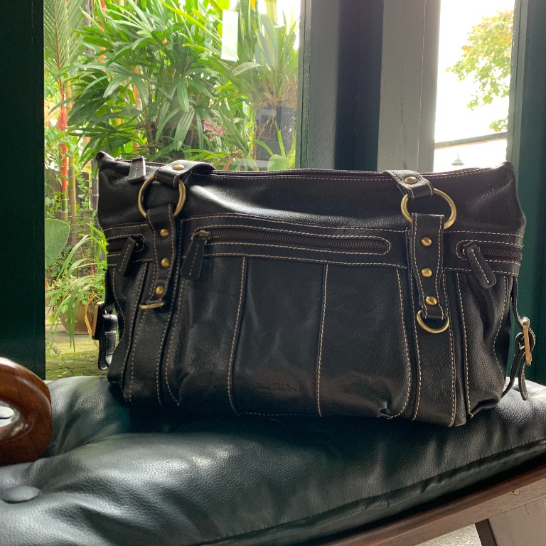 Shilton handbags store