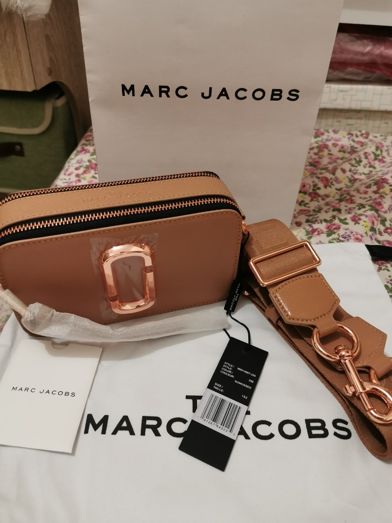 Marc Jacobs Snapshot Sunkissed, Luxury, Bags & Wallets on Carousell