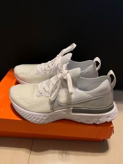 （分類：）位於 。 由 s8120 提交（商品編號 1105602932，圖片 1）。簡介： 。