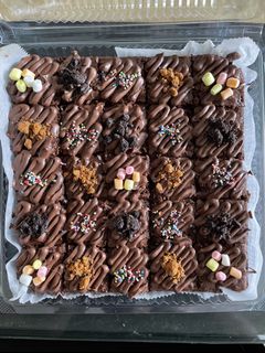 (Category: ) located in . Submitted by elinas.bakes (Listing ID 1105574251, Image 1). Description: .