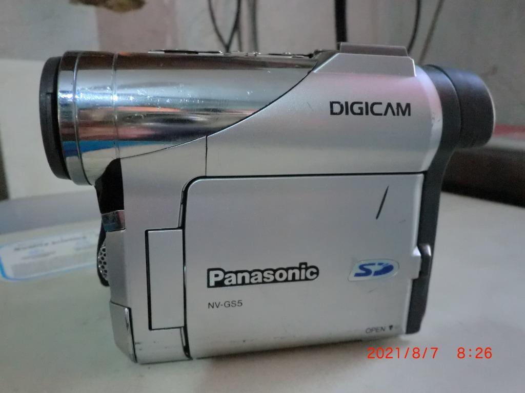 Panasonic NVGS5 with issue, Photography, Video Cameras on Carousell