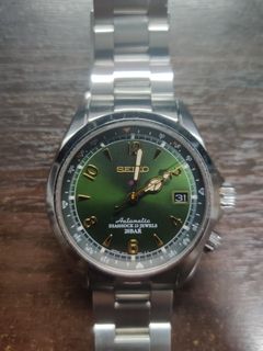 (Category: ) located in . Submitted by 3watchcollection (Listing ID 1105694835, Image 1). Description: .