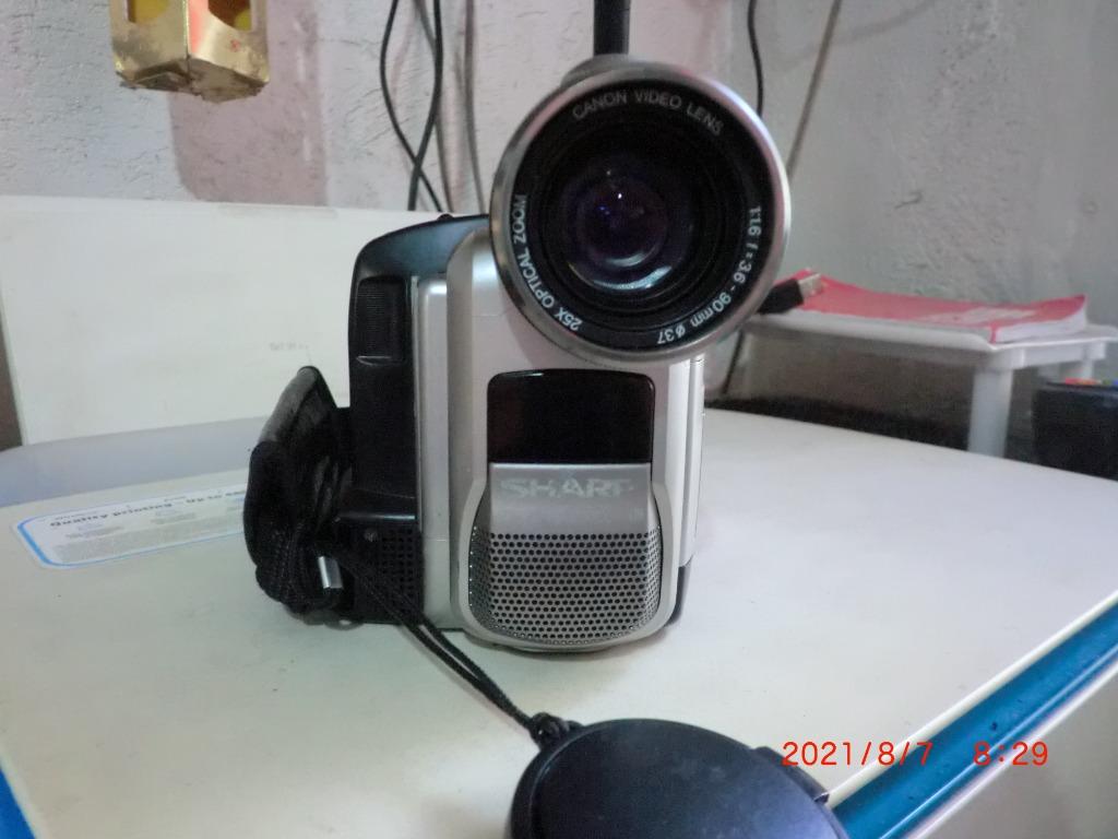 Sharp VL-R3K with issue (no power adapter) (Category: Video Cameras) located in Carmona. Submitted by rpute (Listing ID 1105529845, Image 3). Description: No Power Cable, Battery, Need Cleaning .