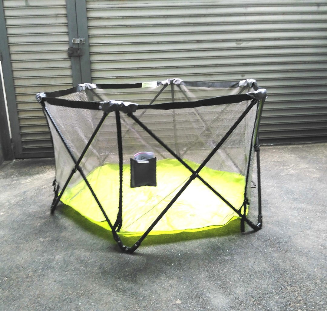 Summer Pop ‘n Play Portable Playard, Green Lightweight Play Pen for