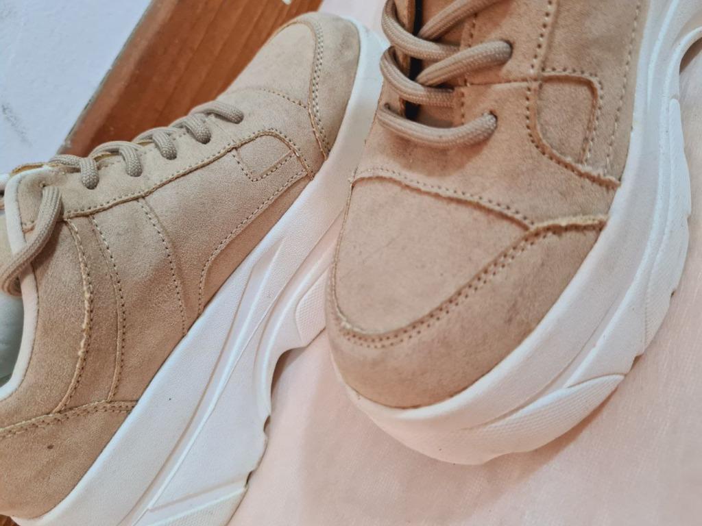 Chunky branded trainers cheap
