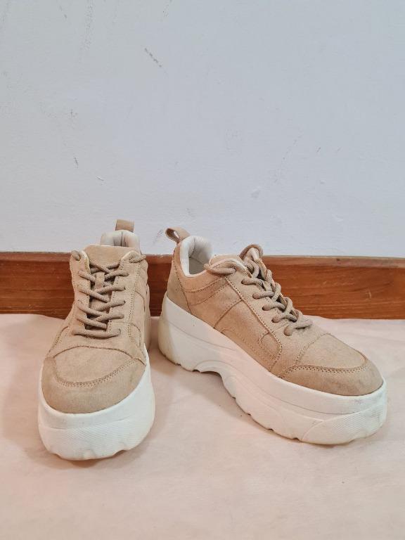 Chunky trainers shop urban outfitters