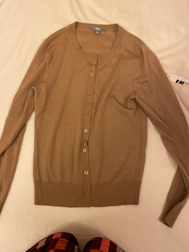 uniqlo merino wool cardigan