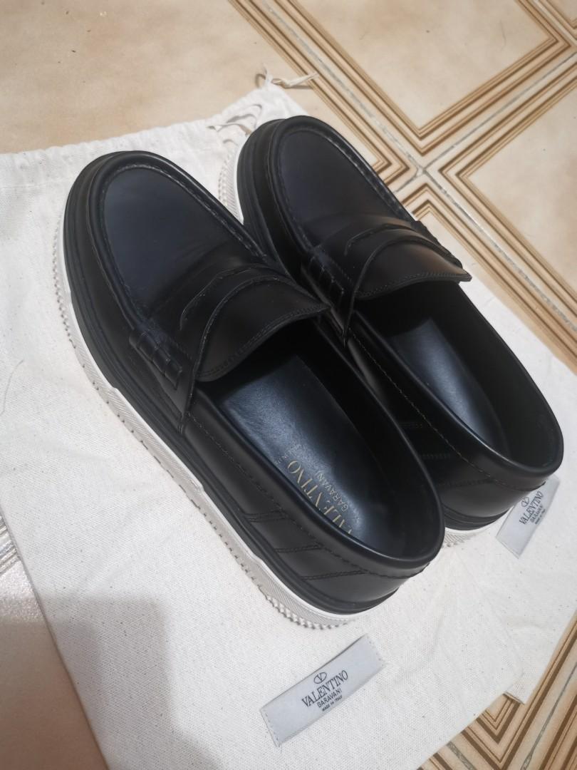 Valentino garavani casual shoes Men s Fashion Footwear Casual shoes on Carousell
