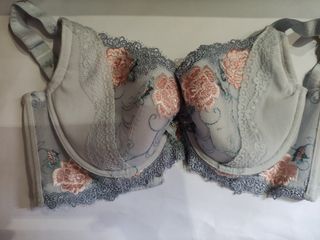（分類：）位於 。 由 happybb123 提交（商品編號 1105579168，圖片 1）。簡介： 。