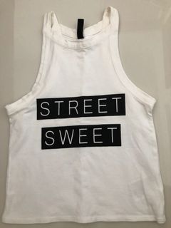 (Category: ) located in . Submitted by rerun_preloved (Listing ID 1105568357, Image 1). Description: .