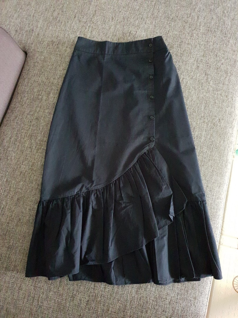 Black cotton hotsell ruffle skirt