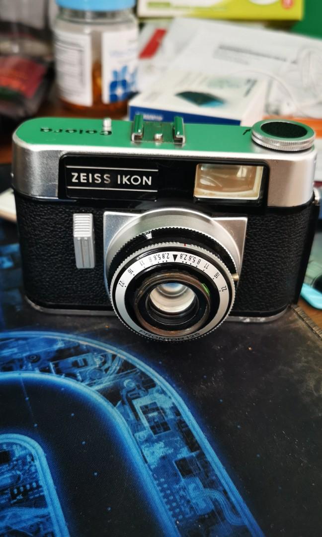 zeiss ikon Colora Mechanic film camera for dispaly, Photography