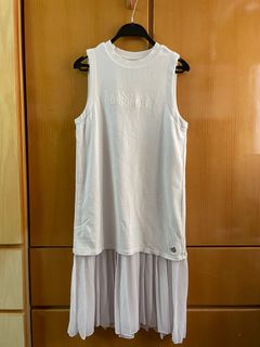 （分類：）位於 。 由 sellclothesss 提交（商品編號 1105896810，圖片 1）。簡介： 。