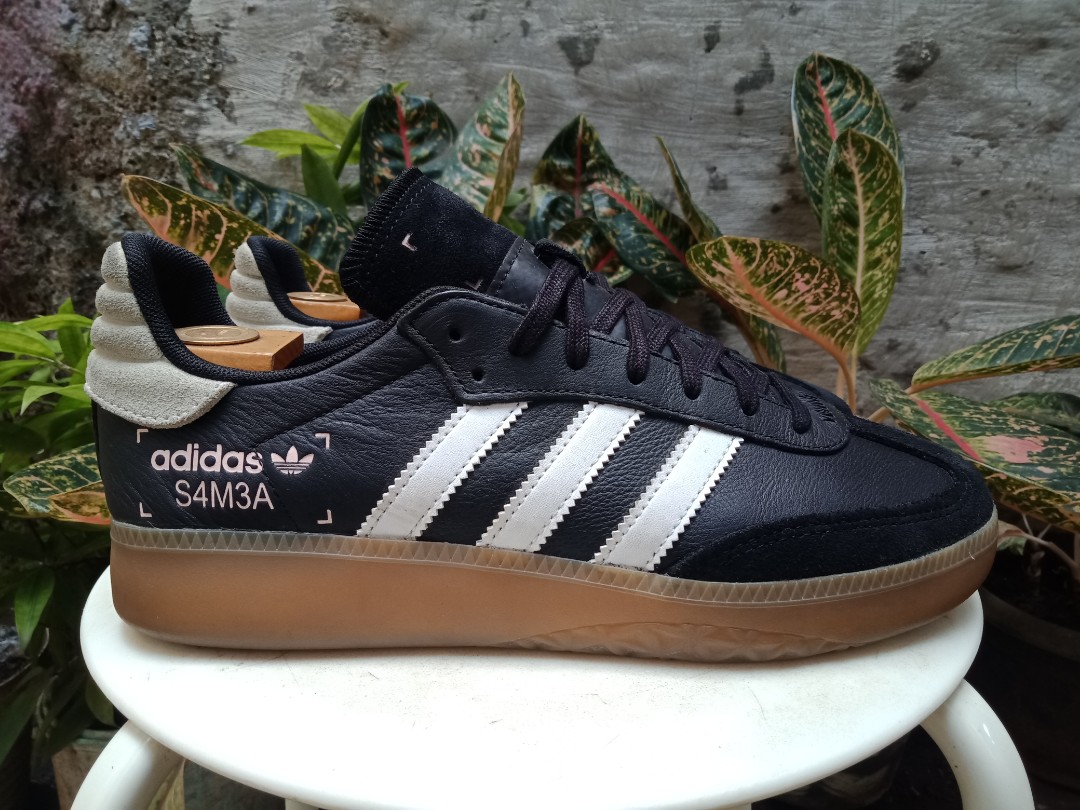 Adidas samba RM original Fesyen Pria Sepatu Sneakers di Carousell