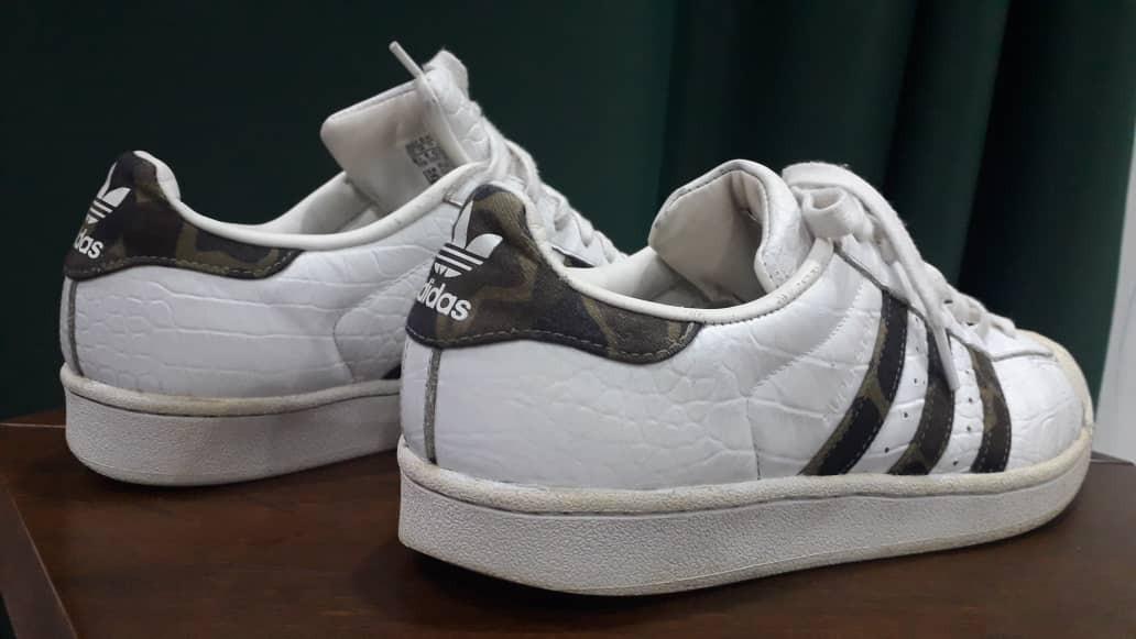 Adidas store superstar camuflaje