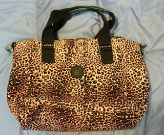 (Category: ) located in . Submitted by blurp07 (Listing ID 1105922931, Image 1). Description: .