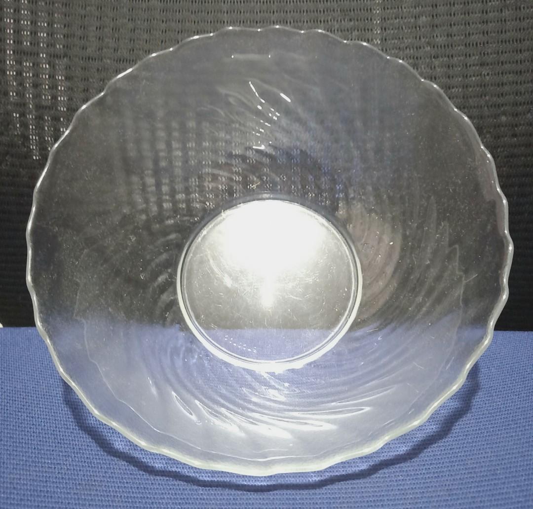 Arcoroc (Category: Dinnerware & Cutlery) located in Bacoor. Submitted by roxd_everything (Listing ID 1105841774, Image 1). Description: arcoroc bowl frm japan.