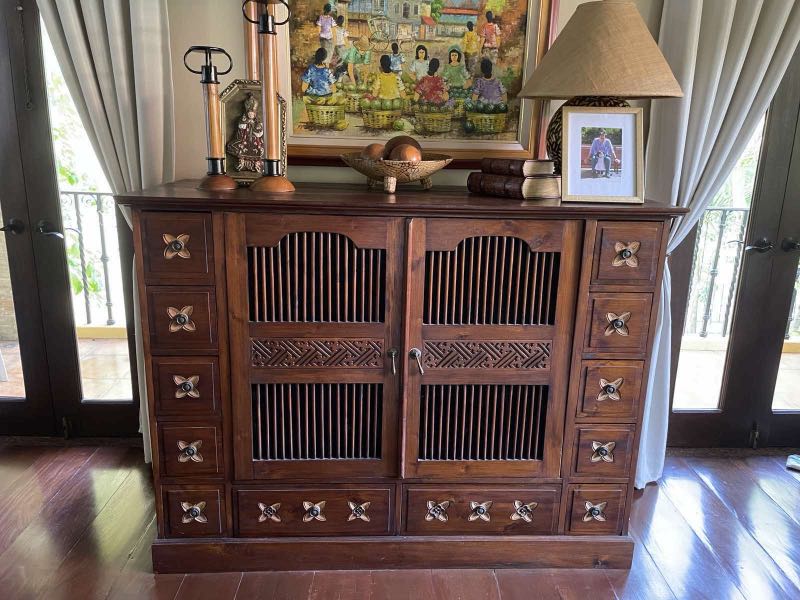 Balinese tv 2025 cabinet