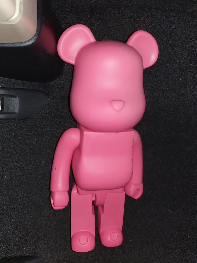 Pink bearbrick shop