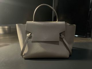 （分類：）位於 。 由 ngcaspar 提交（商品編號 1105958935，圖片 1）。簡介： 。