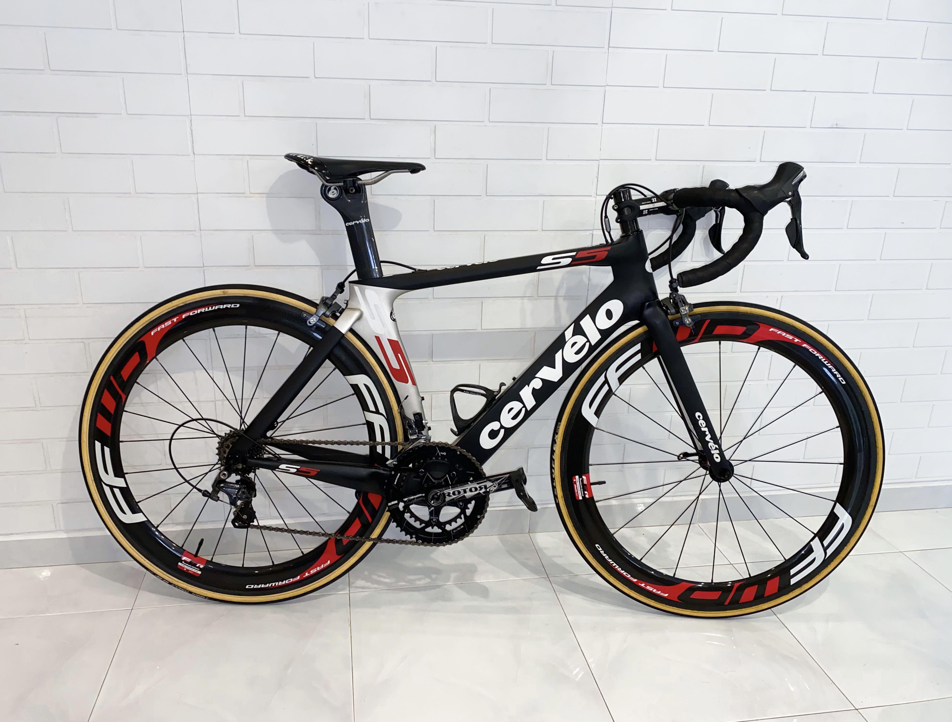 Harga road best sale bike cervelo s5
