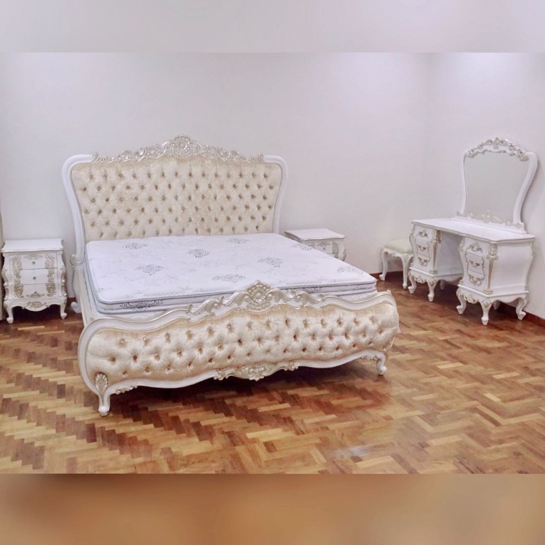 CLIENT’S PHOTOS 5 Piece Bedroom Set French Victorian White Gold Queen