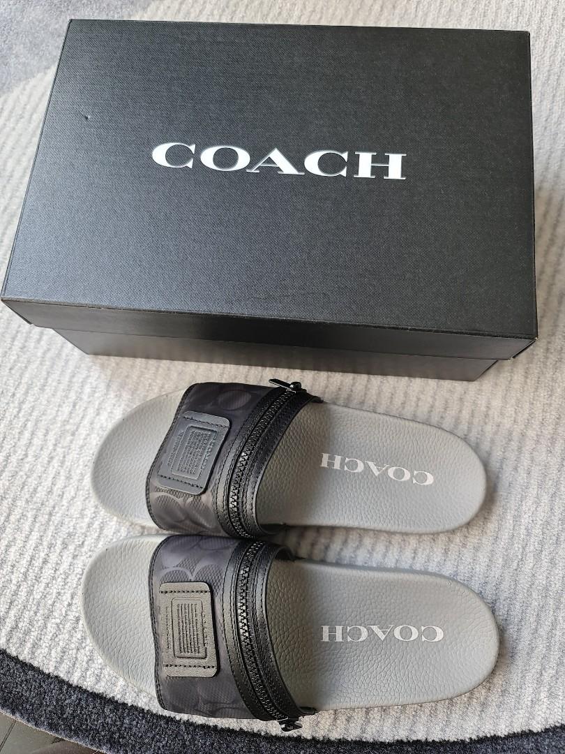 coach slide with pocket