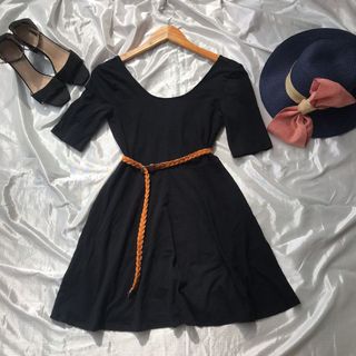 (Category: ) located in . Submitted by j.sthriftzone (Listing ID 1105962266, Image 1). Description: .