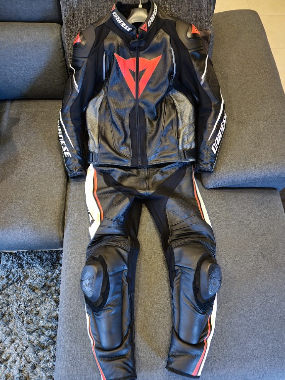 Dainese super speed 2025 d1 perforated leather jacket