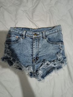 (Category: ) located in . Submitted by blippitedoo (Listing ID 1105757813, Image 1). Description: .