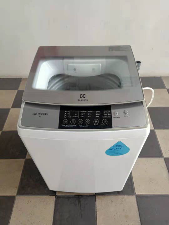 Electrolux latest 8Kg Washing Machine, TV & Home Appliances, Washing