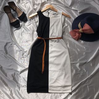 (Category: ) located in . Submitted by j.sthriftzone (Listing ID 1105962232, Image 1). Description: .