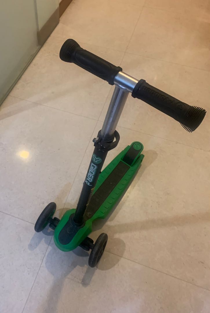 Glider XL 3 tyre scooter, Sports Equipment, Sports & Games, Skates