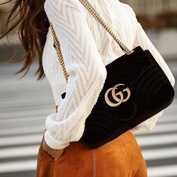 Gucci medium top velvet marmont